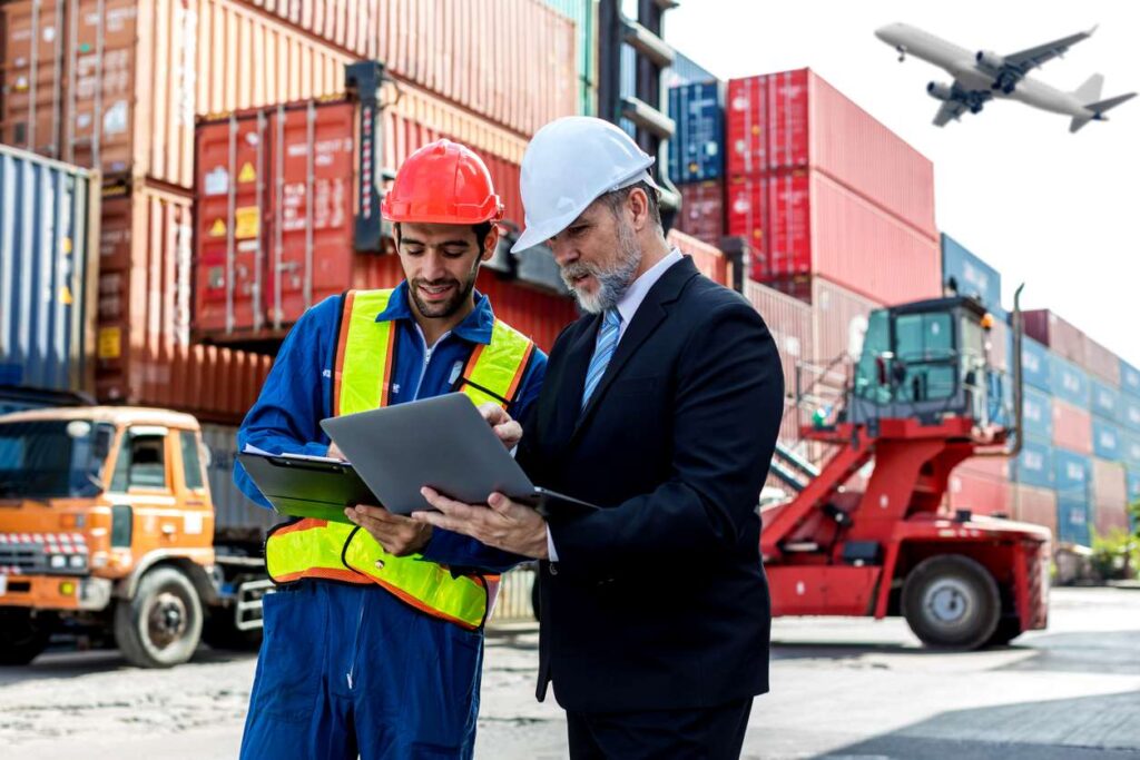 Ingénieur logistique fiche métier rôle salaire missions